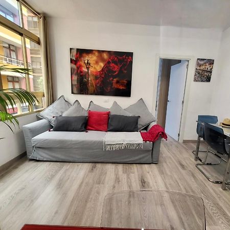2 Bedrooms Flat 50 Mts Away From Las Canteras Beach Las Palmas de Gran Canaria Bagian luar foto