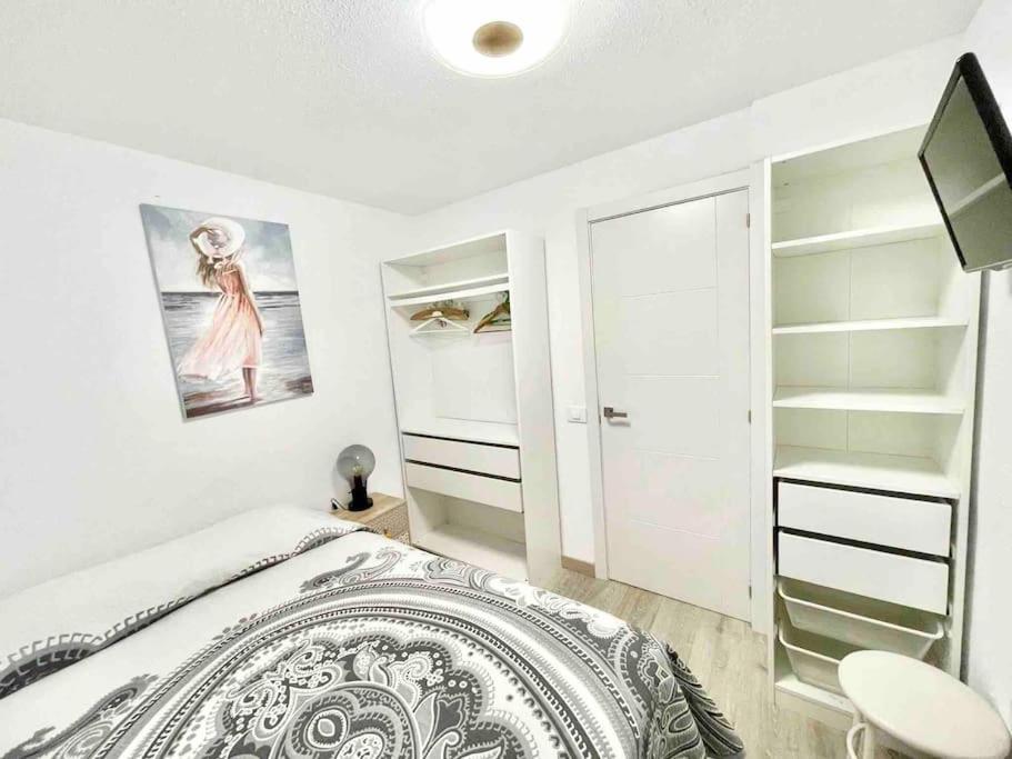2 Bedrooms Flat 50 Mts Away From Las Canteras Beach Las Palmas de Gran Canaria Bagian luar foto