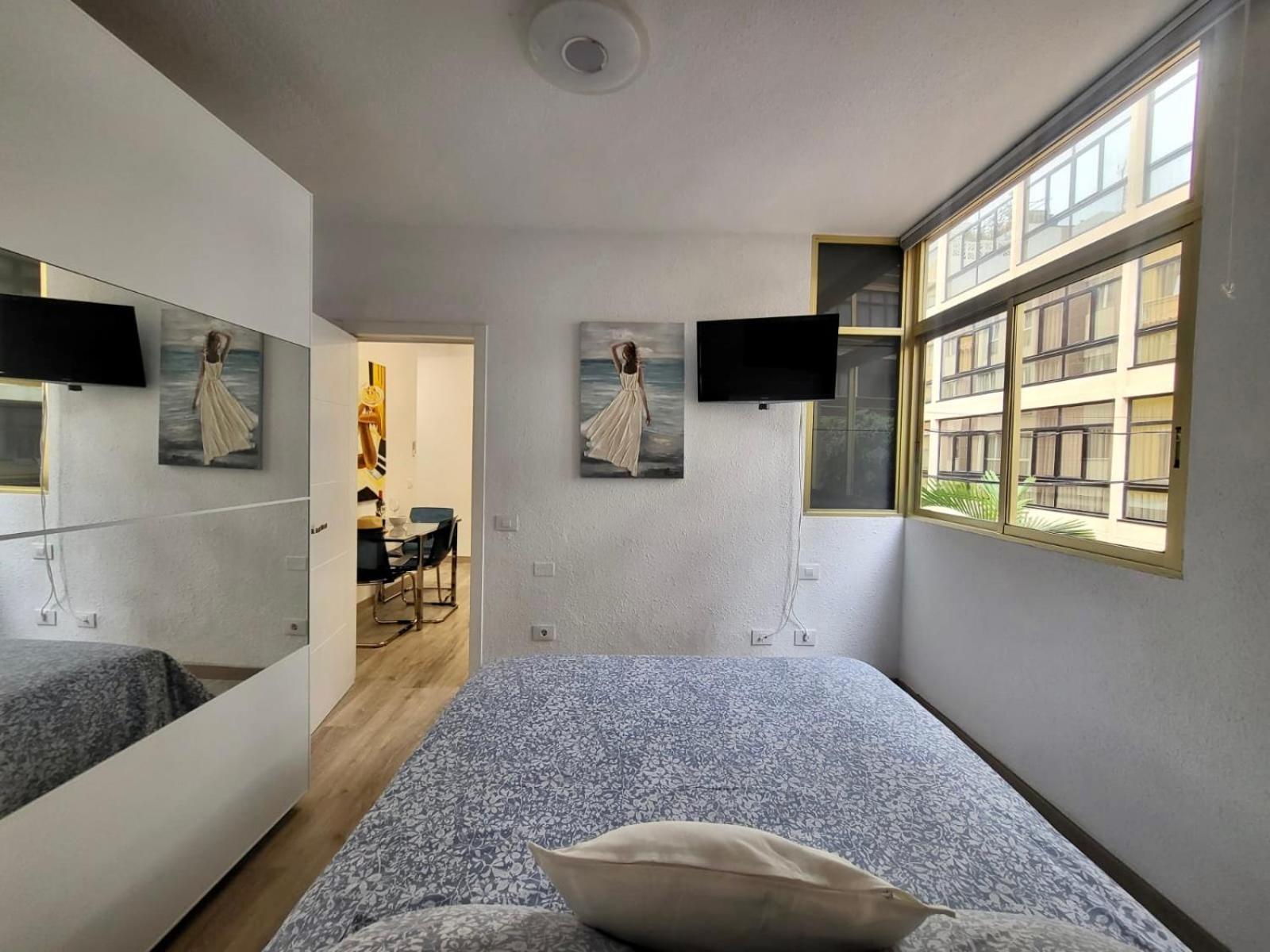 2 Bedrooms Flat 50 Mts Away From Las Canteras Beach Las Palmas de Gran Canaria Bagian luar foto