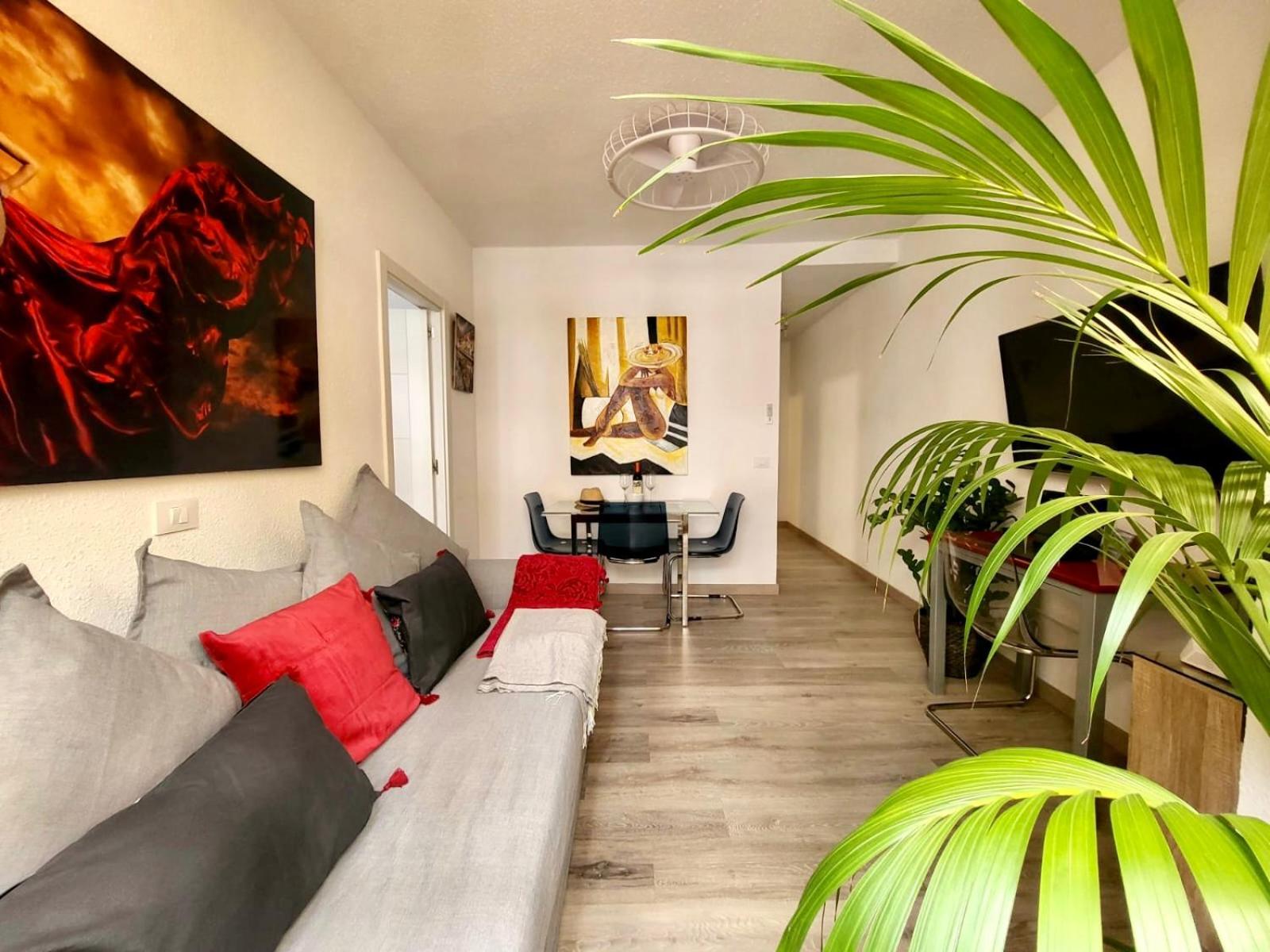 2 Bedrooms Flat 50 Mts Away From Las Canteras Beach Las Palmas de Gran Canaria Bagian luar foto